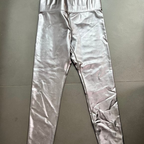 Papaya Sculpt Leggings in Titanium - Picture 4 of 4